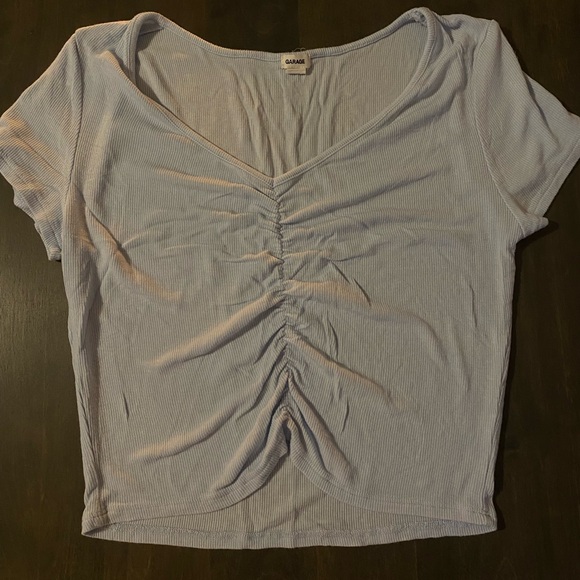 GARAGE - LOT OF 3 TOPS - Picture 3 of 14